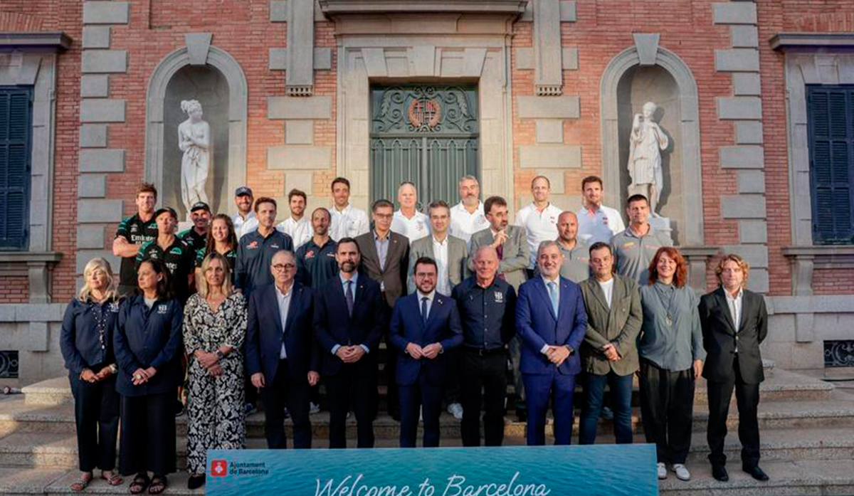 Barcelona da la bienvenida a la familia de la Copa América de vela.