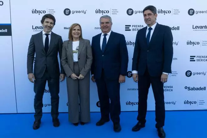 Sergi Guillot (director general de Prensa Ibérica), Pilar Bernabé (delegada del Gobierno en la Comunitat Valenciana), Fernando Canós (director general adjunto y director Territorial Este del Banco Sabadell) y Andrés Sánchez (director general de Prensa Ibérica en la Comunitat Valenciana, Murcia y Andalucía) / Miguel Angel Montesinos.